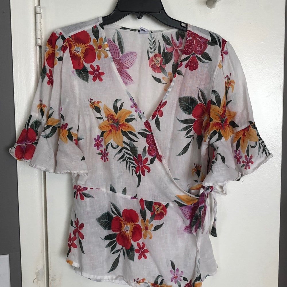 Old Navy Hawaiian print wrap shirt